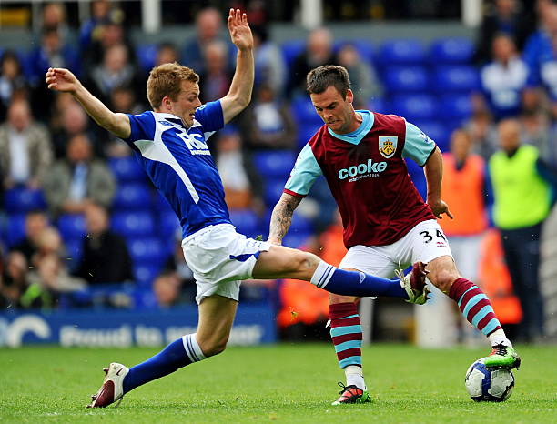 足球比赛不 足球比赛不